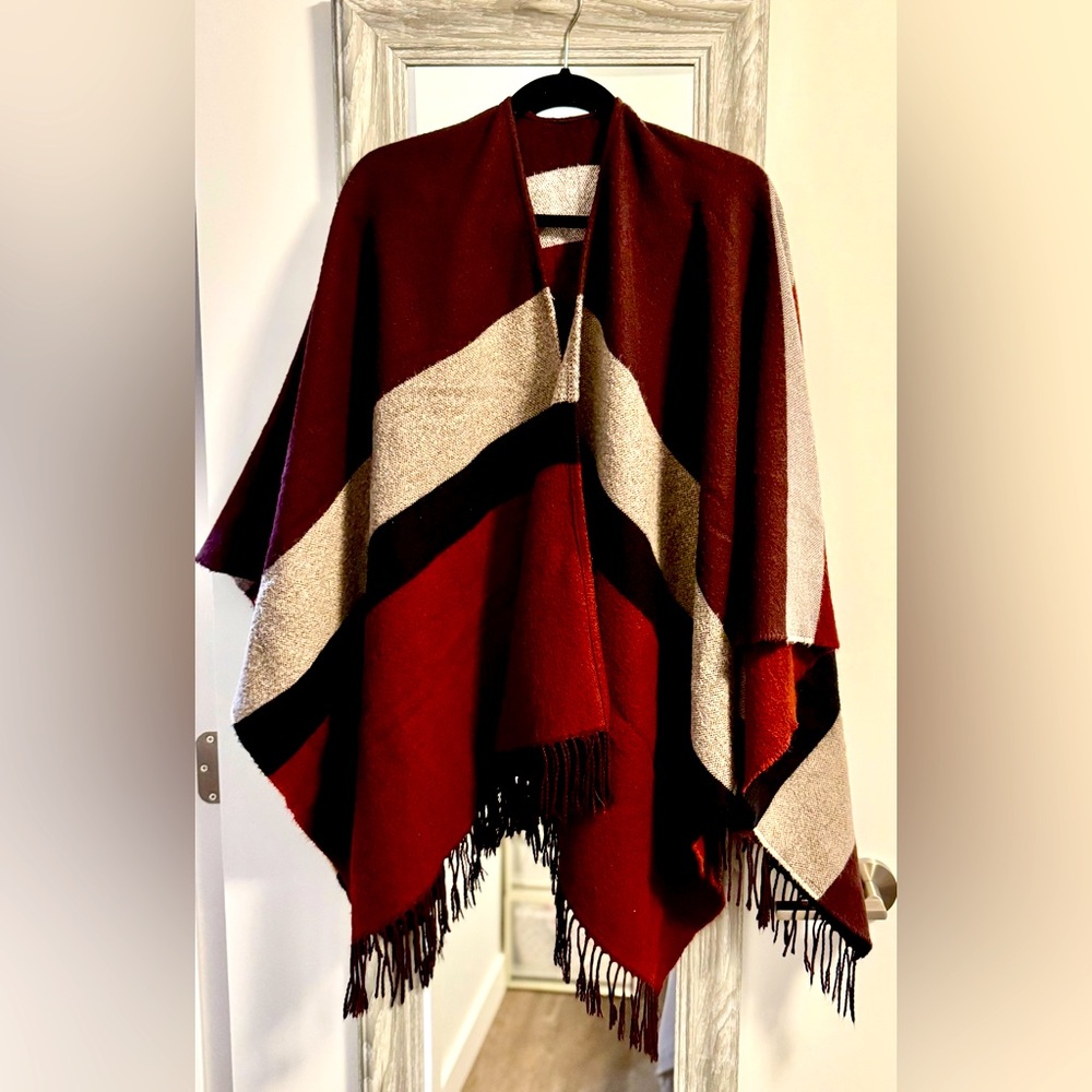 Women's Stylish Shawl Wrap Fashionable Open Front Poncho Cape